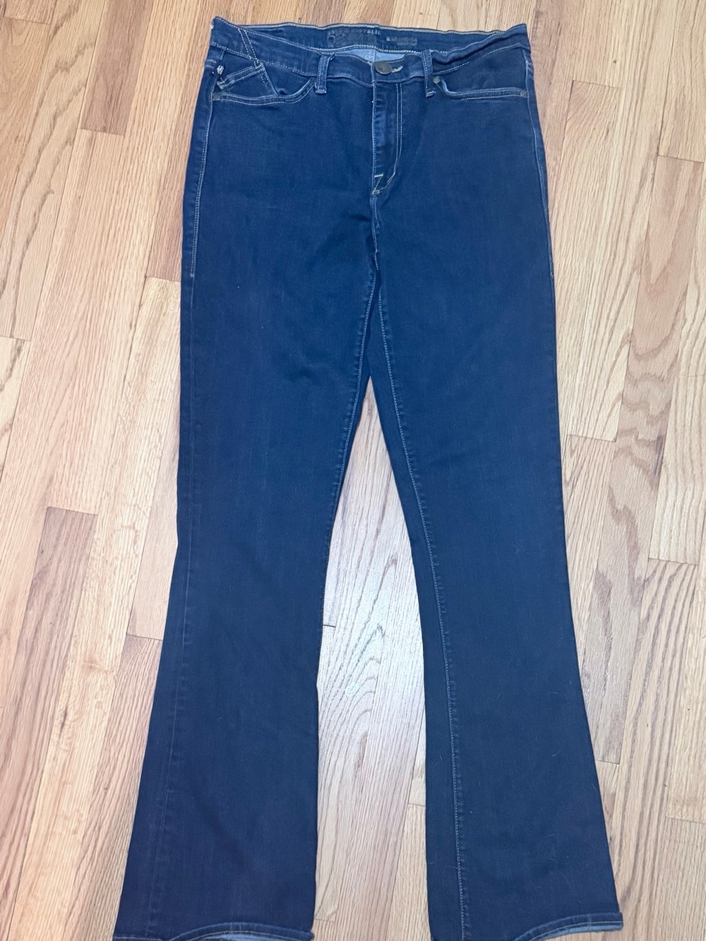 Women’s Dark Blue Stretch Jeans